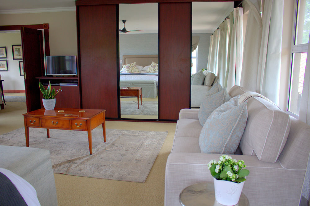 Wild Olive Executive Suite Johannesburgo Exterior foto